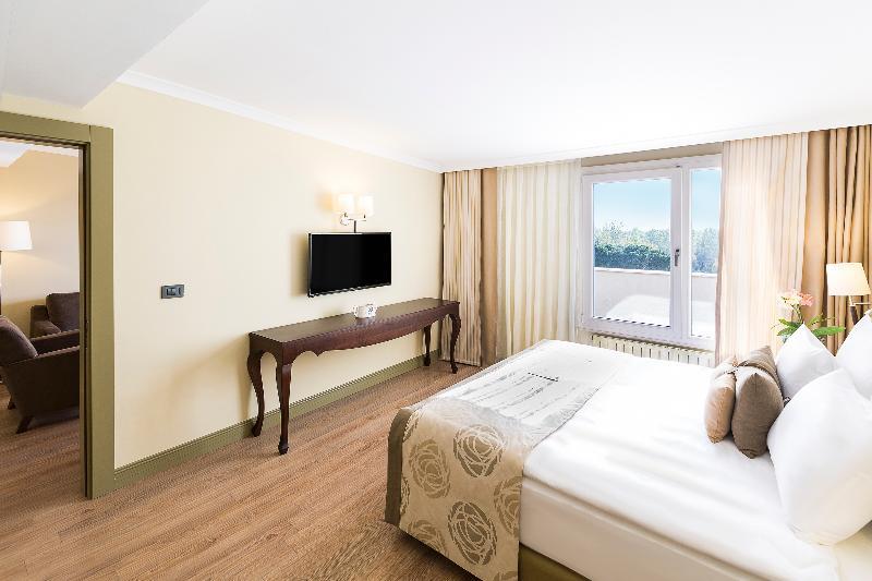 Ramada Resort Kazdaglari Thermal & Spa Gure Exterior photo