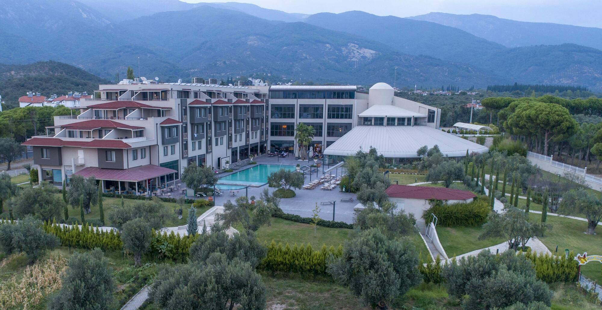 Ramada Resort Kazdaglari Thermal & Spa Gure Exterior photo